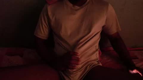 shyeyes online show from October 5, 2025, 3:05 am