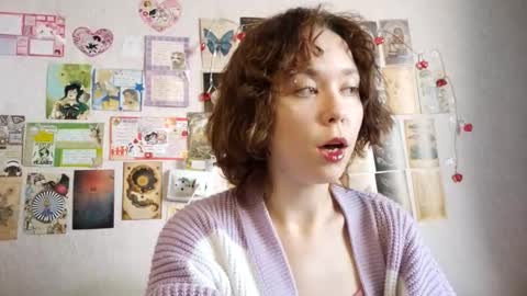 Milena online show from September 19, 2025, 11:00 am