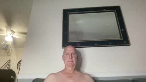 shy_one_cam online show from December 14, 2025, 11:48 am