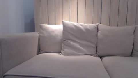 Snapshot of shy_schoolgirl_ chatting on February 20, 2025, 4:36 pm shy_schoolgirl_ online show from February 20, 2025, 4:36 pm