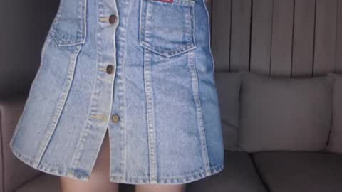 Snapshot of shy_schoolgirl_ chatting on February 20, 2025, 7:41 pm shy_schoolgirl_ online show from February 20, 2025, 7:41 pm