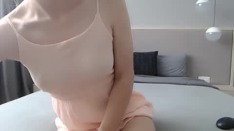 Snapshot of shy_schoolgirl_ chatting on September 16, 2025, 10:16 am shy_schoolgirl_ online show from September 16, 2025, 10:16 am