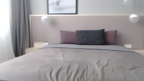 Snapshot of shy_schoolgirl_ chatting on September 28, 2025, 9:03 am shy_schoolgirl_ online show from September 28, 2025, 9:03 am