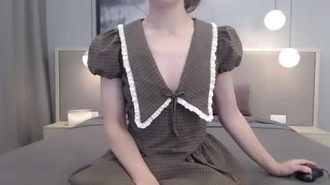 Snapshot of shy_schoolgirl_ chatting on October 27, 2025, 2:43 pm shy_schoolgirl_ online show from October 27, 2025, 2:43 pm