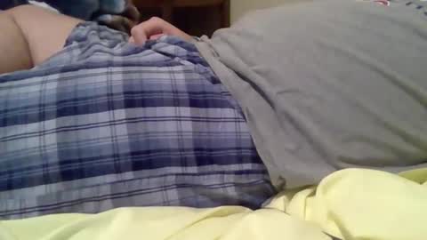 Snapshot of shyncurious2 chatting on December 16, 2025, 1:43 am shyncurious2 online show from December 16, 2025, 1:43 am