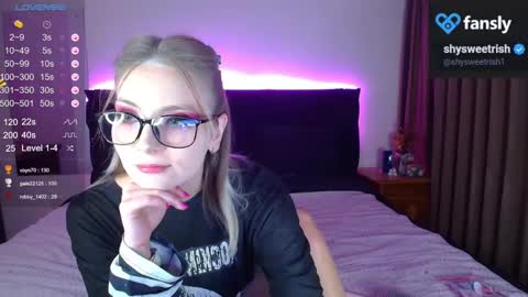 Snapshot of shysweetrish chatting on March 8, 2025, 10:34 pm shysweetrish online show from March 8, 2025, 10:34 pm