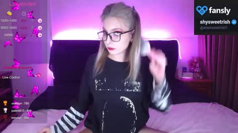 Snapshot of shysweetrish chatting on November 8, 2025, 11:03 pm shysweetrish online show from November 8, 2025, 11:03 pm