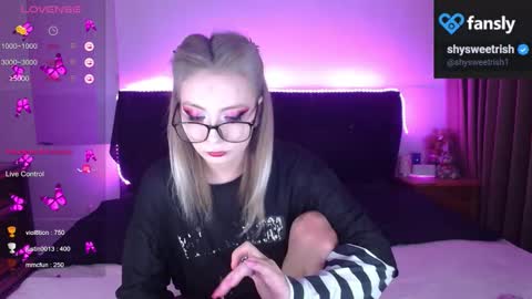 Snapshot of shysweetrish chatting on November 10, 2025, 9:36 pm shysweetrish online show from November 10, 2025, 9:36 pm