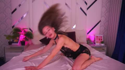 Snapshot of shyysiren chatting on November 18, 2025, 3:49 pm shyysiren online show from November 18, 2025, 3:49 pm