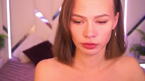 Snapshot of shyysiren chatting on December 2, 2025, 9:03 am shyysiren online show from December 2, 2025, 9:03 am