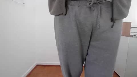 Snapshot of sibeshi chatting on September 15, 2025, 1:44 pm sibeshi online show from September 15, 2025, 1:44 pm