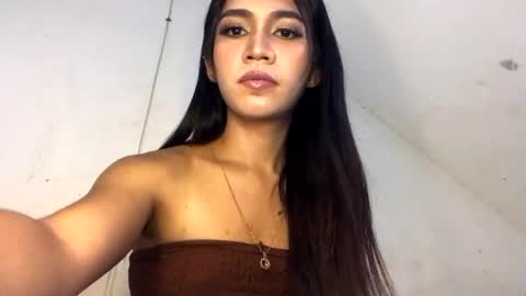 Snapshot of sidney295589 chatting on February 22, 2025, 3:23 am Spicy Sidney online show from February 22, 2025, 3:23 am