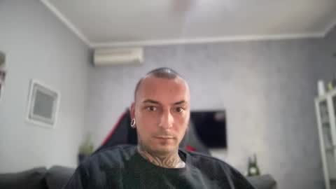 sidvicious23cm online show from November 20, 2025, 11:32 am