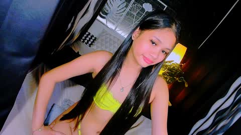 Snapshot of sierracoxriches chatting on January 11, 2025, 6:14 am Belle online show from January 11, 2025, 6:14 am