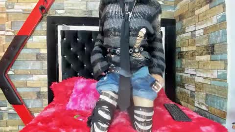 Silacitex  online show from December 3, 2025, 2:59 pm