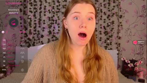 Chloe online show from January 5, 2025, 8:32 am