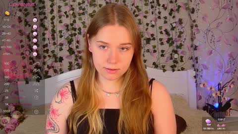 Chloe online show from February 6, 2025, 2:37 pm