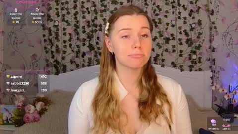 Chloe online show from February 23, 2025, 7:44 am