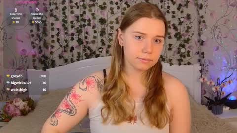 Chloe online show from February 27, 2025, 7:23 am