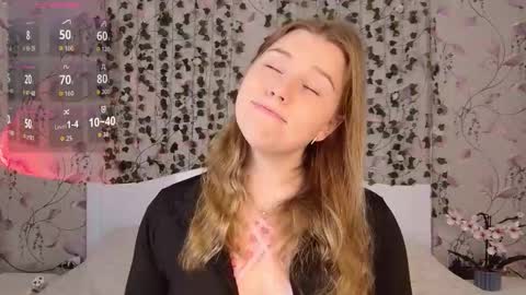 Chloe online show from October 9, 2025, 5:05 am