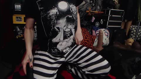 Allmylinkssilentmary666 online show from March 10, 2025, 12:15 pm