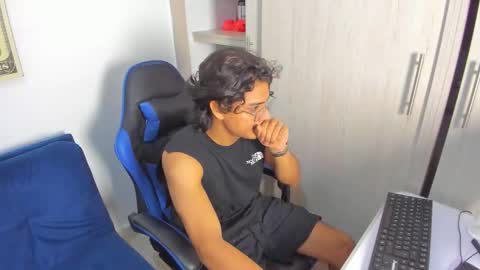 silva online show from November 22, 2025, 12:20 am