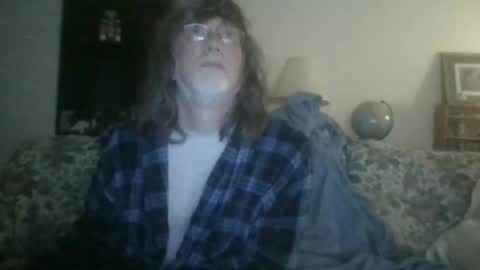 Snapshot of silverfunfox chatting on January 15, 2025, 6:22 am silverfunfox online show from January 15, 2025, 6:22 am