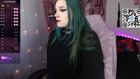 silvia_santorskii online show from December 4, 2024, 8:23 am