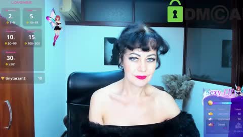 Snapshot of silvia_wallec chatting on March 3, 2025, 9:33 am Silvia Wallec online show from March 3, 2025, 9:33 am