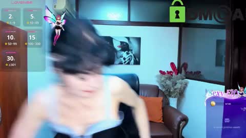 Snapshot of silvia_wallec chatting on March 7, 2025, 6:35 am Silvia Wallec online show from March 7, 2025, 6:35 am