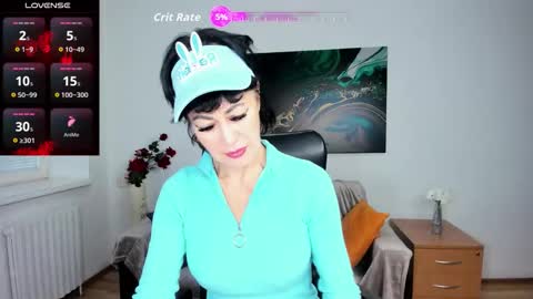 Snapshot of silvia_wallec chatting on October 1, 2025, 6:08 am Silvia Wallec online show from October 1, 2025, 6:08 am