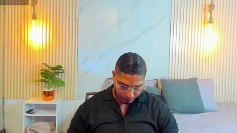 simeone_panda online show from February 20, 2025, 11:42 am