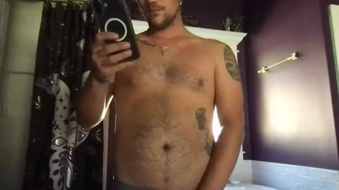 Snapshot of simi136 chatting on November 3, 2025, 5:36 pm simi136 online show from November 3, 2025, 5:36 pm