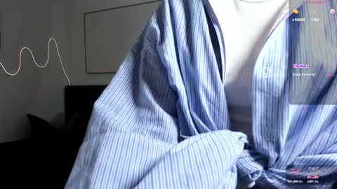 Snapshot of simonagerry chatting on September 28, 2025, 3:23 am SimonaGerry online show from September 28, 2025, 3:23 am