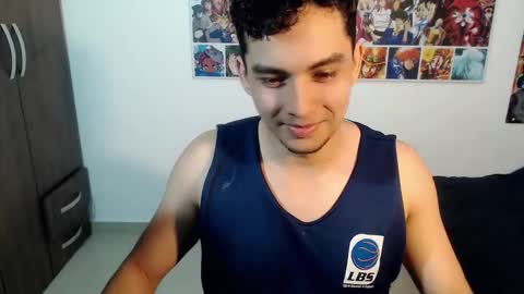 Snapshot of simone_vice chatting on October 9, 2025, 5:49 am simone vice online show from October 9, 2025, 5:49 am