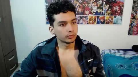 Snapshot of simone_vice chatting on October 15, 2025, 10:15 am simone vice online show from October 15, 2025, 10:15 am