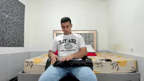 SIMON KELER online show from November 26, 2025, 11:06 pm