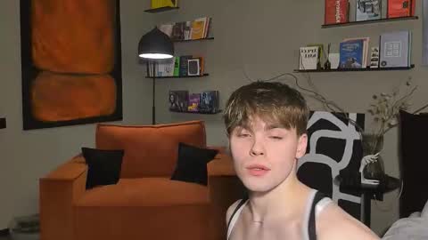 Simon online show from December 15, 2025, 6:23 pm