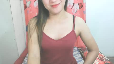 Snapshot of simpleladie15 chatting on February 4, 2025, 10:02 pm marisweet online show from February 4, 2025, 10:02 pm