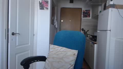 simyhvn online show from March 4, 2025, 8:13 am