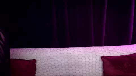 Sindi online show from February 5, 2025, 2:59 pm