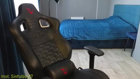 Richard online show from November 1, 2025, 9:33 am