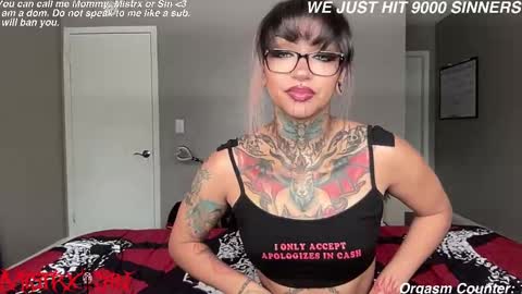 Snapshot of sinfulincubus chatting on September 17, 2025, 7:48 pm Mistrx Sin online show from September 17, 2025, 7:48 pm