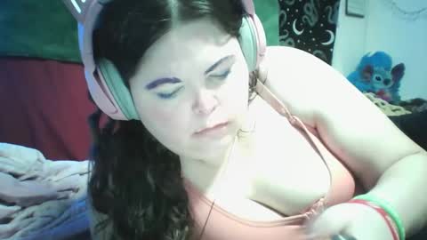 Snapshot of siofra chatting on February 24, 2025, 8:06 am Siofra online show from February 24, 2025, 8:06 am