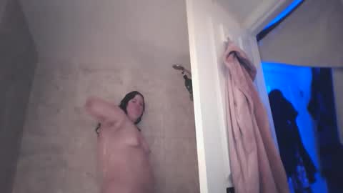 Snapshot of siofra chatting on March 5, 2025, 9:05 am Siofra online show from March 5, 2025, 9:05 am