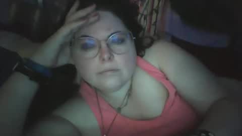 Snapshot of siofra chatting on September 17, 2025, 7:43 am Siofra online show from September 17, 2025, 7:43 am