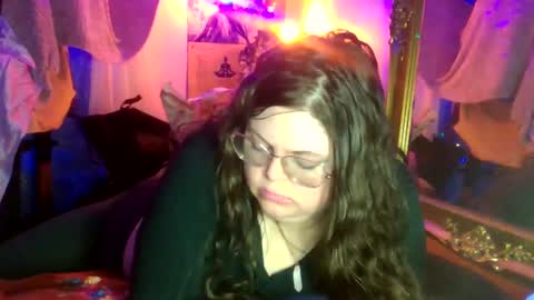 Snapshot of siofra chatting on September 20, 2025, 11:50 pm Siofra online show from September 20, 2025, 11:50 pm