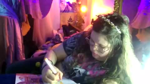 Snapshot of siofra chatting on September 22, 2025, 11:51 pm Siofra online show from September 22, 2025, 11:51 pm