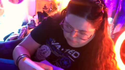 Snapshot of siofra chatting on September 23, 2025, 1:14 pm Siofra online show from September 23, 2025, 1:14 pm