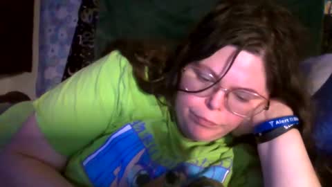 Snapshot of siofra chatting on September 28, 2025, 12:16 am Siofra online show from September 28, 2025, 12:16 am